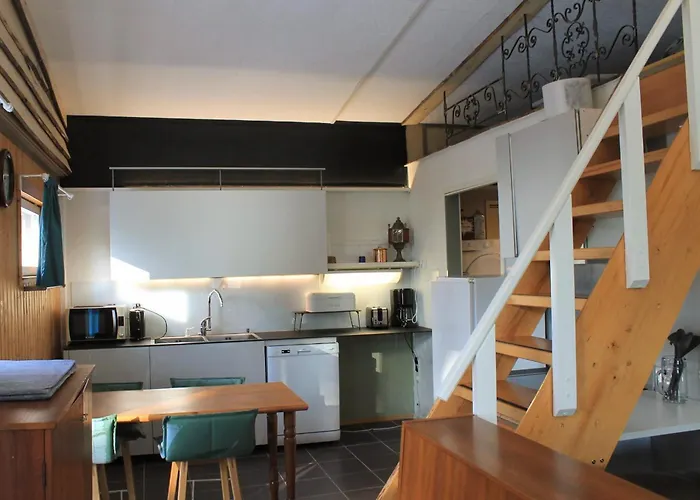 Apartament Village House Karkola